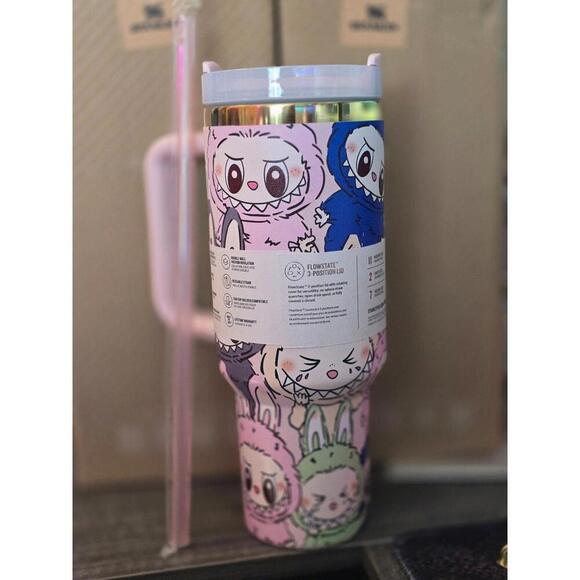 Stanley Quencher H2.0 Tumbler Labubu - Picture 4 of 4